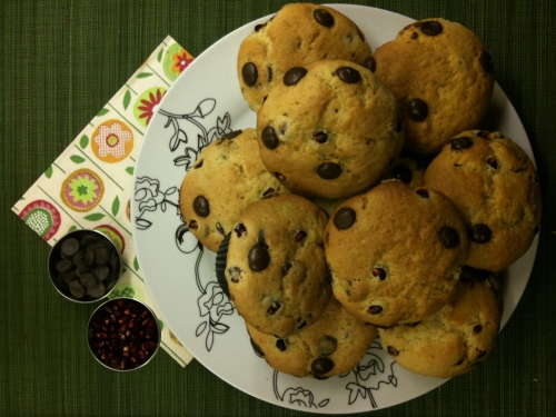 Chocolate Chip and Pomegranate Muffins Recipe