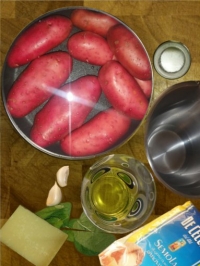 Ingredients for Culurgiones with Mint and Potatoes
