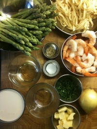 Ingredients for Shrimp and Asparagus Tagliatelle